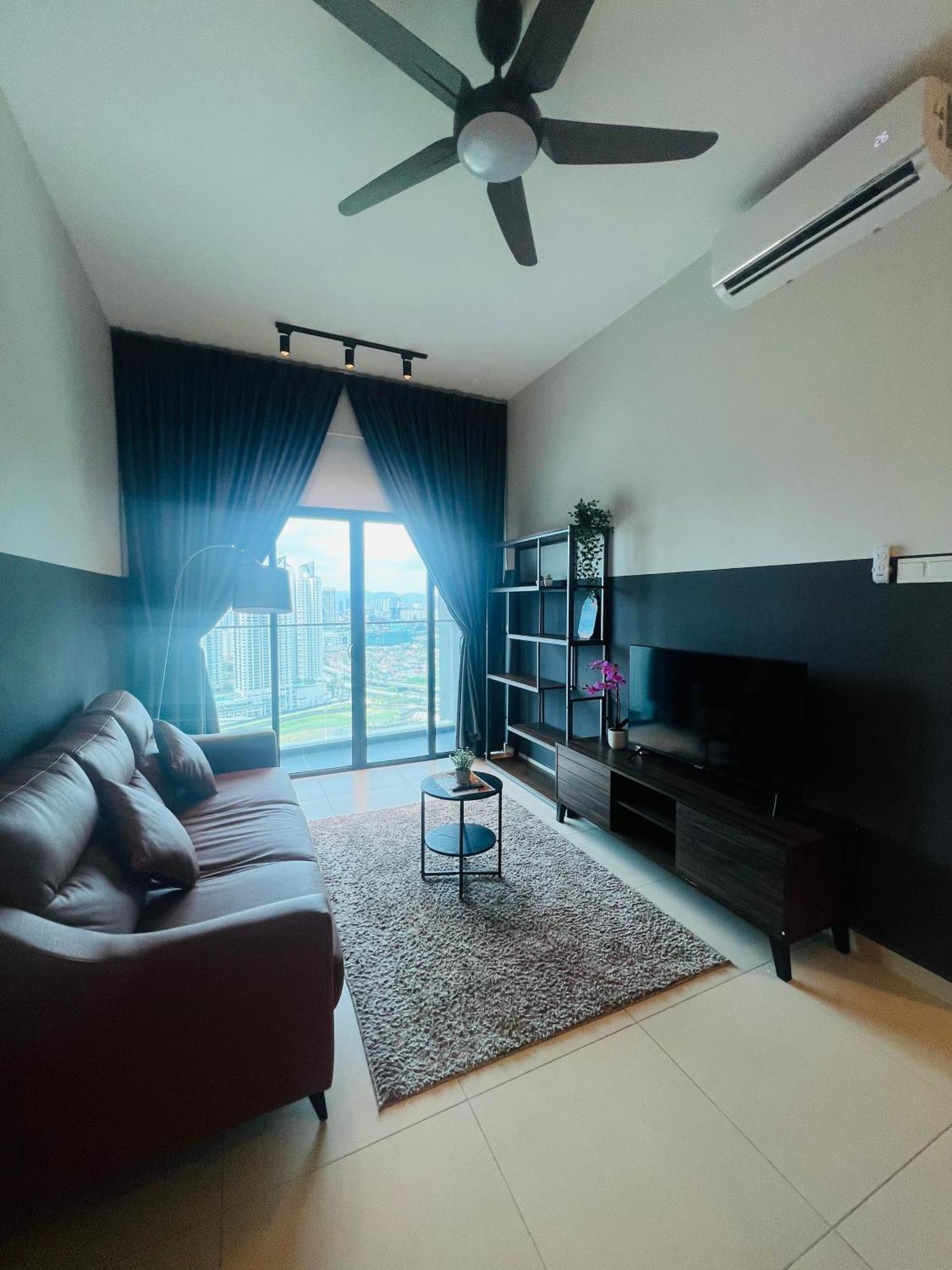 Reizz Residence By Elysium クアラルンプール エクステリア 写真
